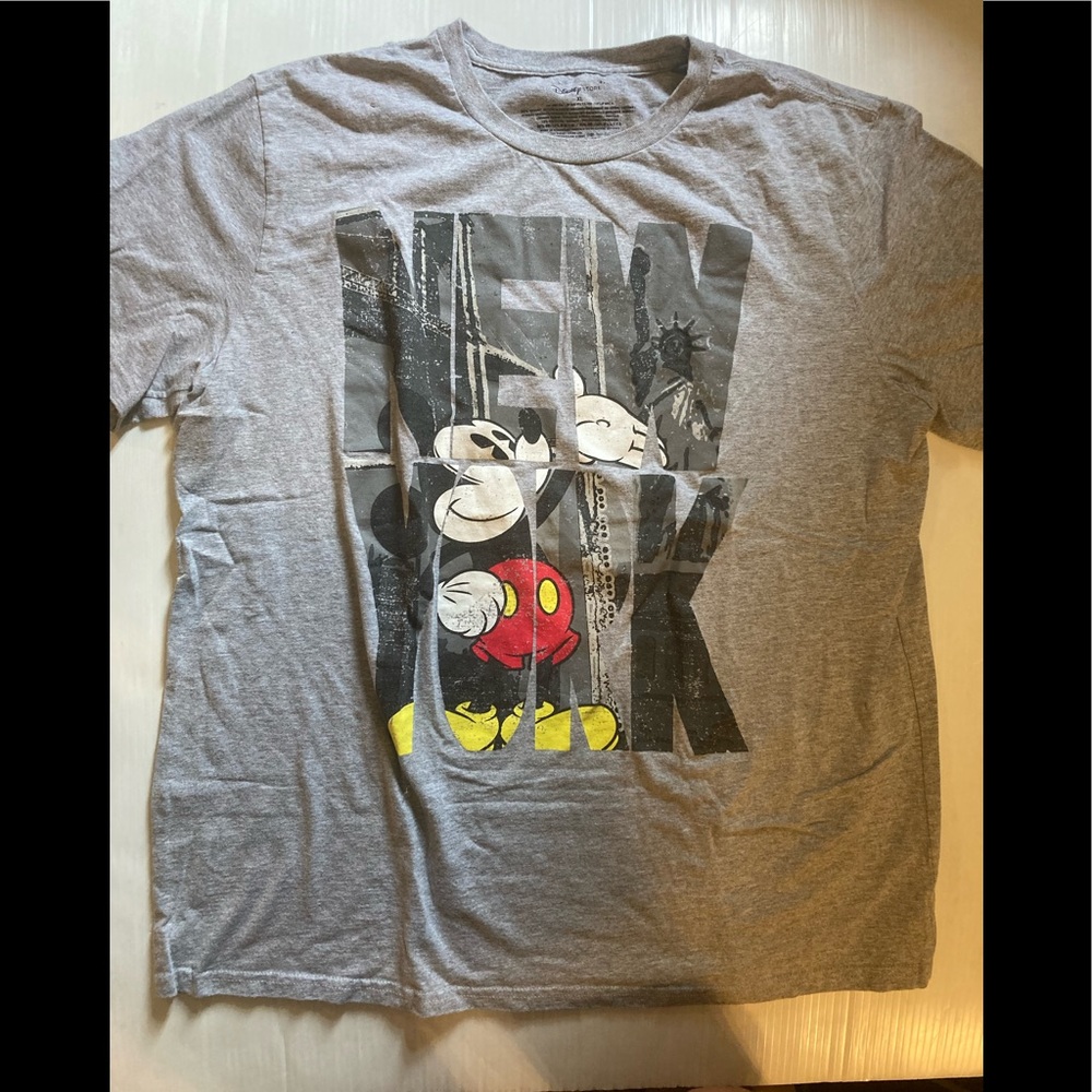 MICKEY MOUSE New York Disney Store Graphic Tee